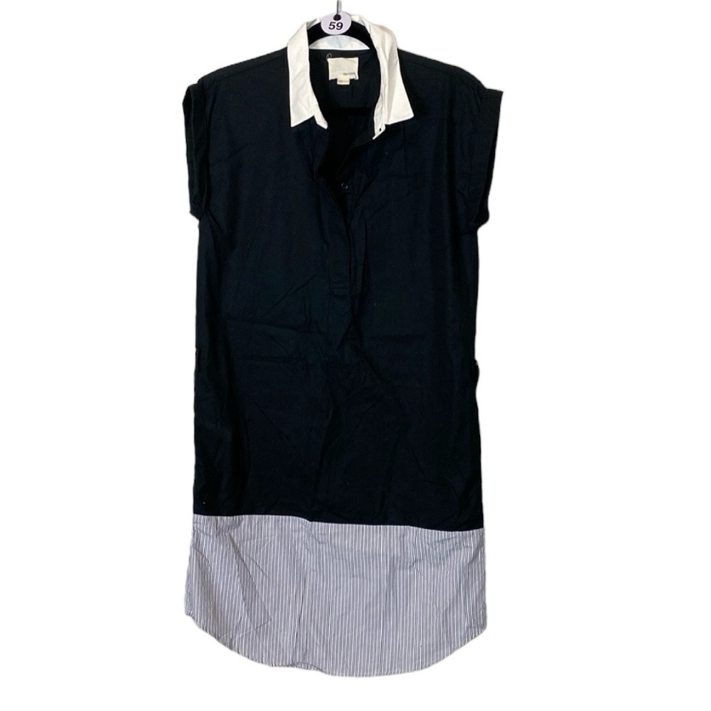 Band of outsiders button, front dress